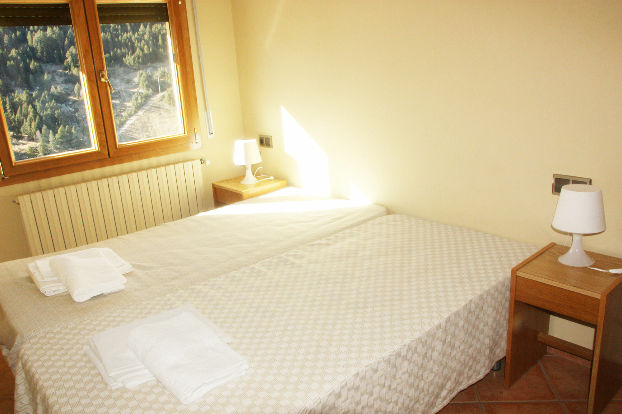Apartamentos Glac Soldeu 3000 博尔德斯·代瓦里拉 外观 照片